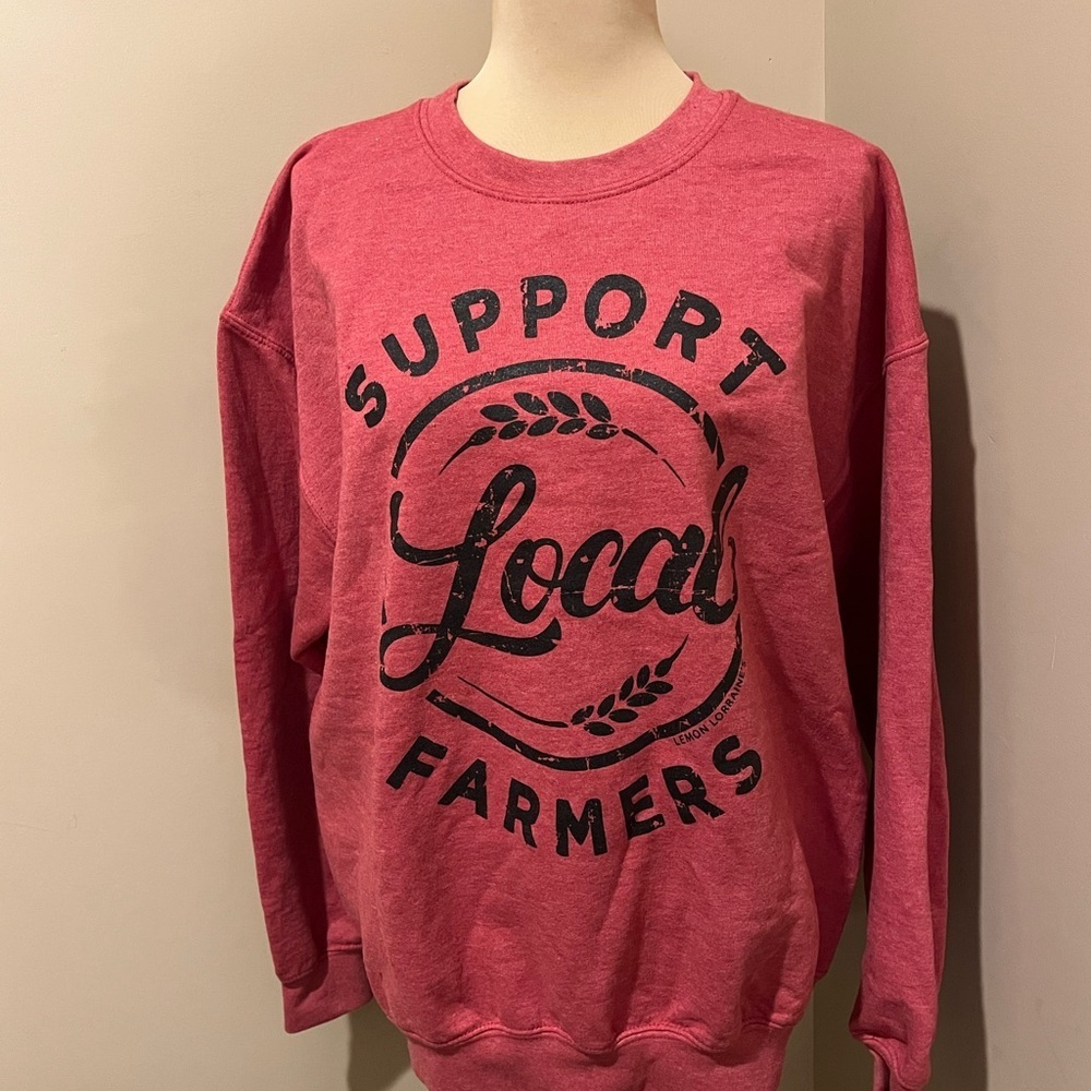 Lemon Lorraine’s Red “Support Local Farmers” Crew, size Large